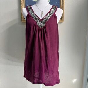 Vanity Plum V-Neck Sequin-Trim Sleeveless Camisole